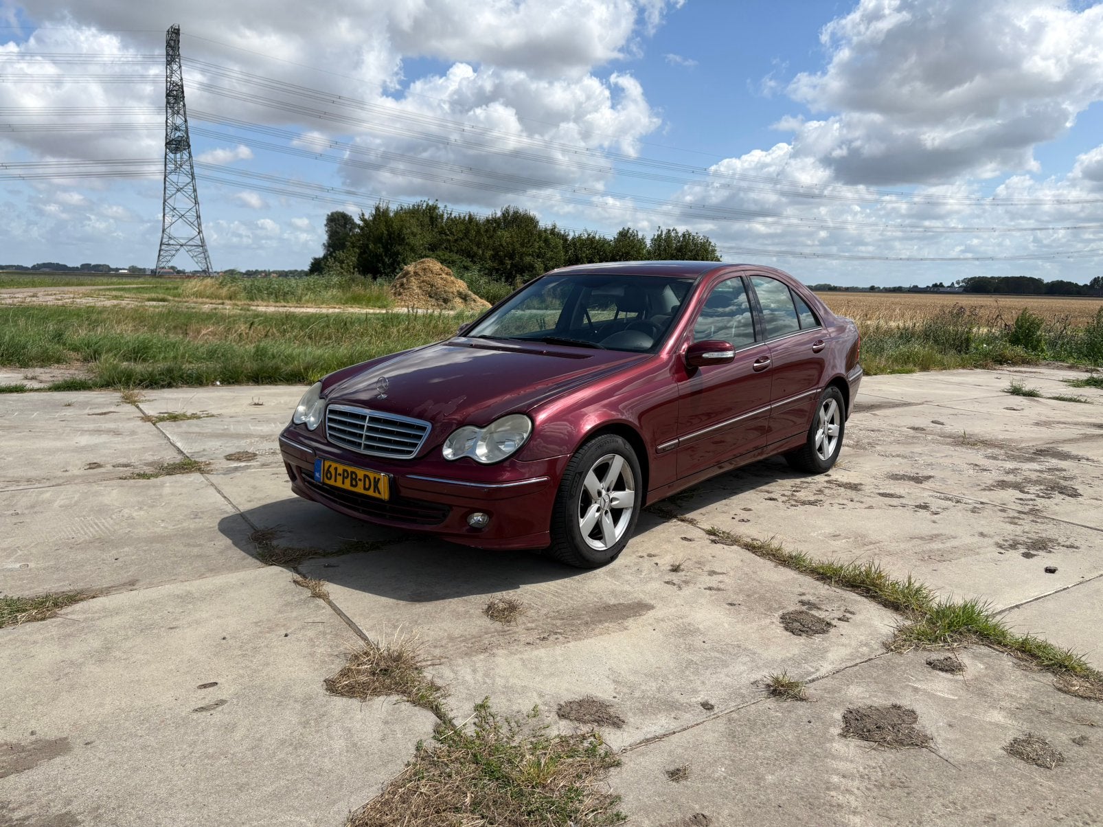 Mercedes-Benz C-Klasse 1.8 C180 Kompr Sedan AUT 2004 Rood, Automaat, Achterwielaandrijving, Zwart, 1796 cc