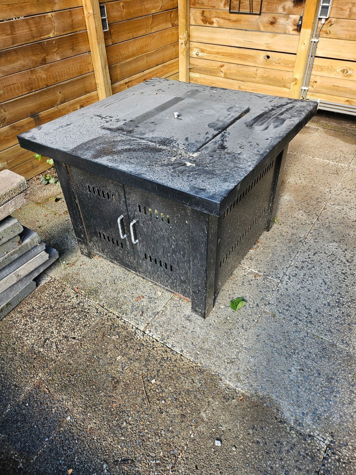 Vuurtafel bijna gratis, Ophalen, Gebruikt