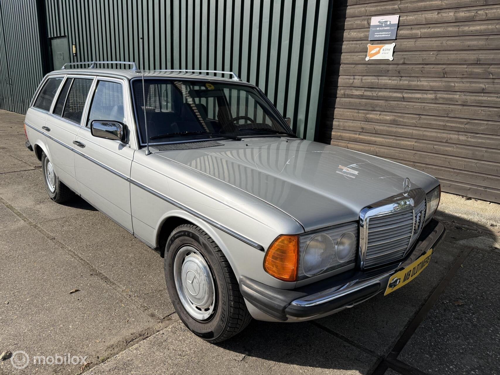 Mercedes-Benz W123 300TD Automaat / Trekhaak, Auto's, Automaat, Achterwielaandrijving, Mercedes-Benz, Diesel