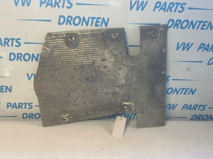 Beschermplaat bodem van een Alfa Romeo Giulia, Gebruikt, -, Verzenden, -