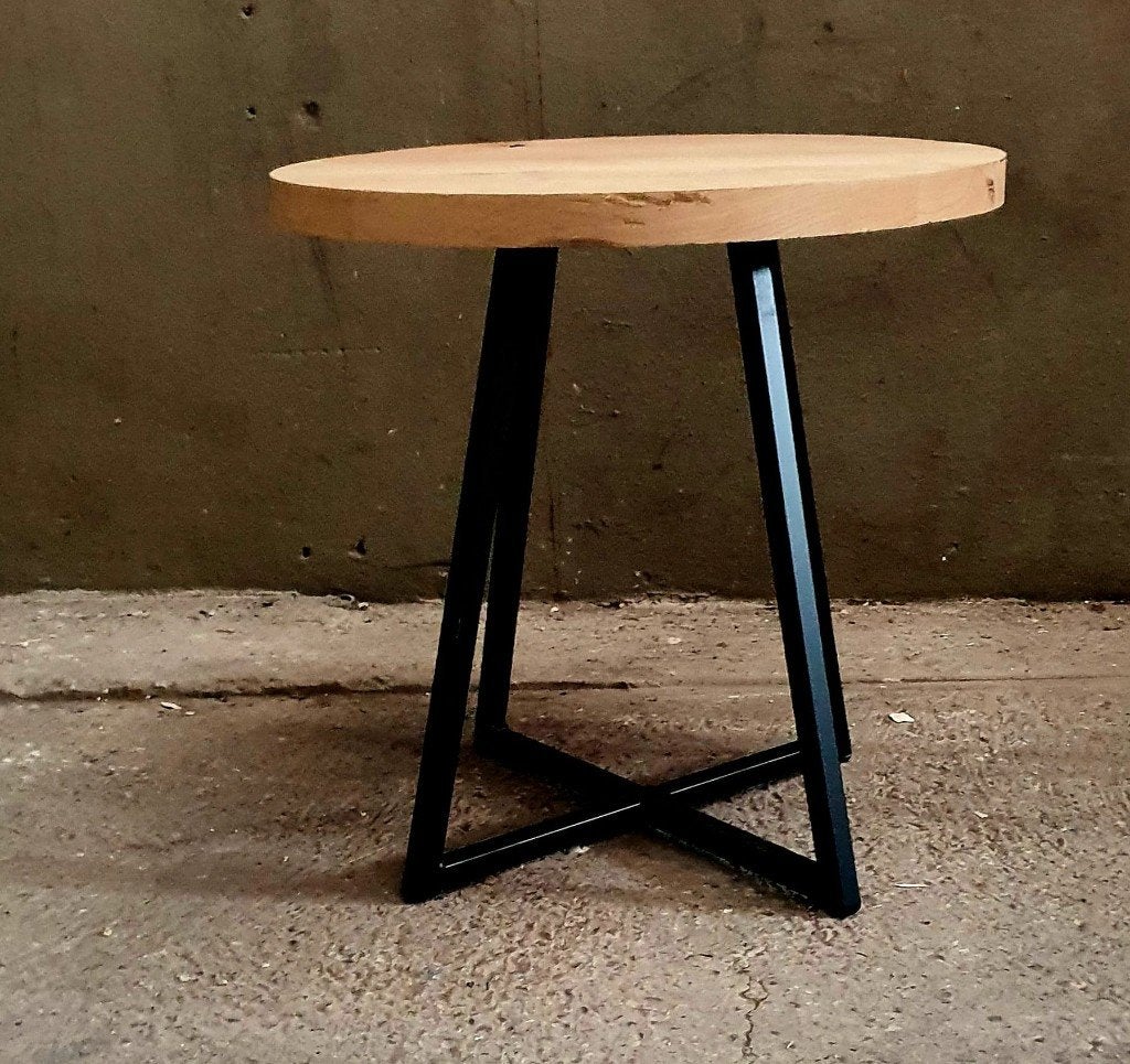 Bijzettafel - massief eiken tafelblad - design onderstel, Huis en Inrichting, Tafels | Bijzettafels, Rond, Nieuw, 75 cm of meer