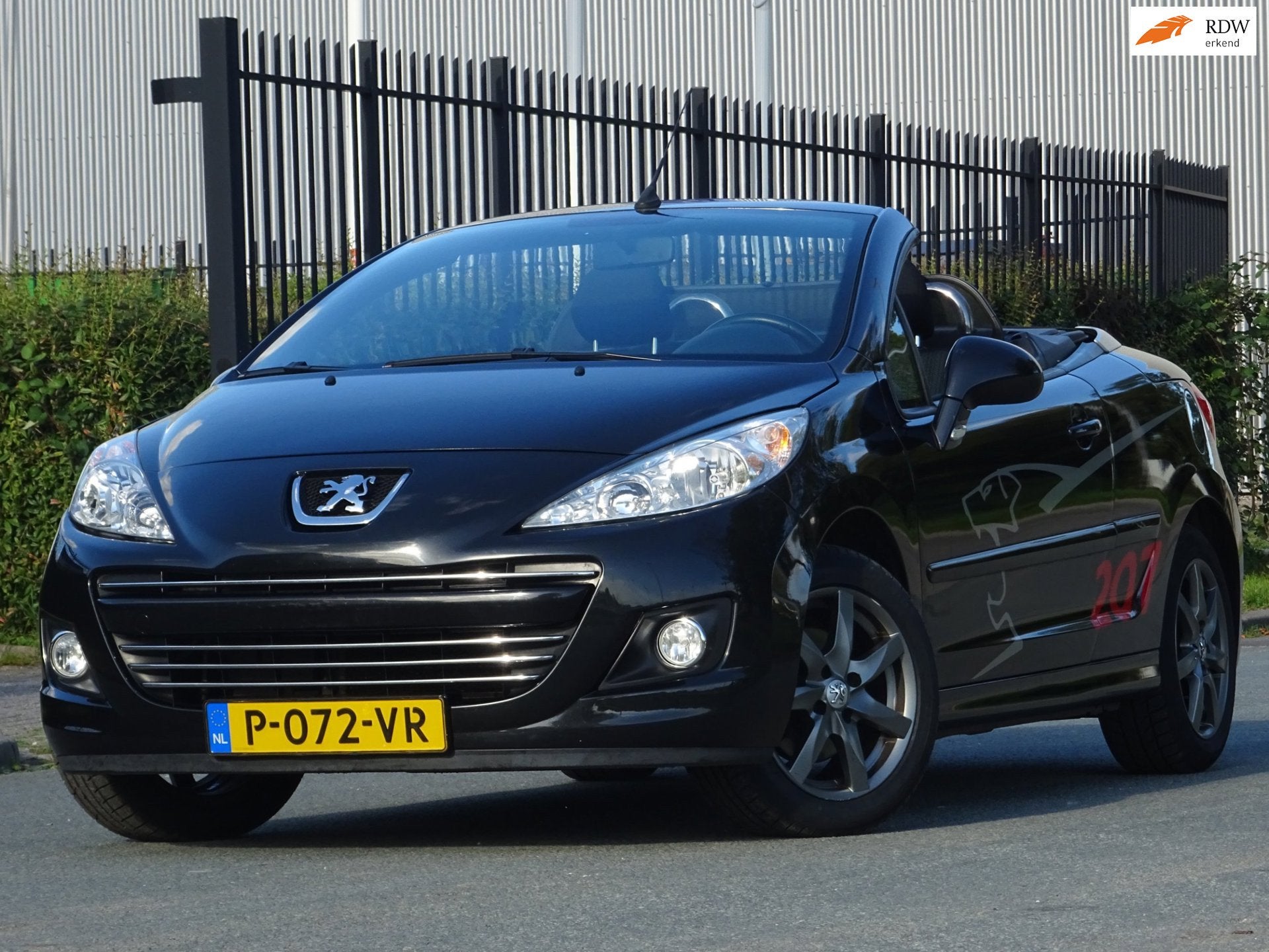 Peugeot 207 CC 1.6 VTi Griffe BJ2014 121DKM AIRCO/PDC/APK, Voorwielaandrijving, Gebruikt, 4 cilinders, Cabriolet