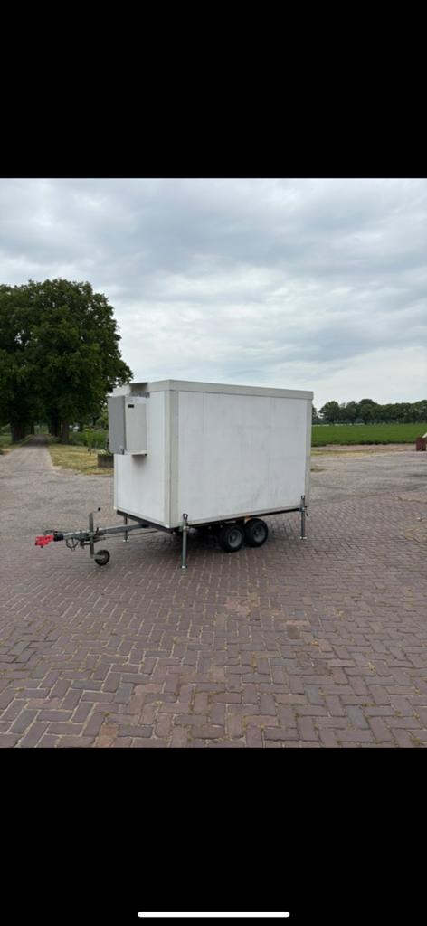 KOELWAGEN TE HUUR, Ophalen