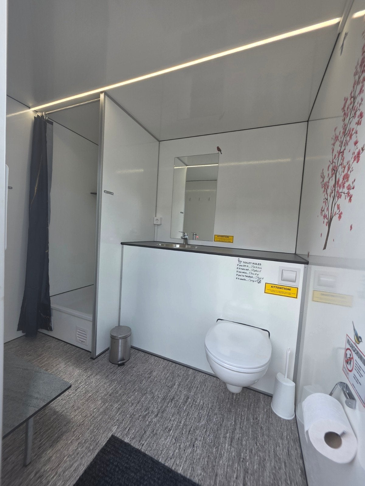 Mobiele badkamer / mobiele douche / badkamer, Doe-het-zelf en Verbouw, Ophalen, Douche