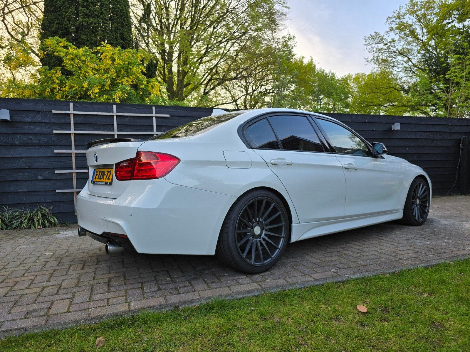Foto 6 van BMW 3-Serie 320i M