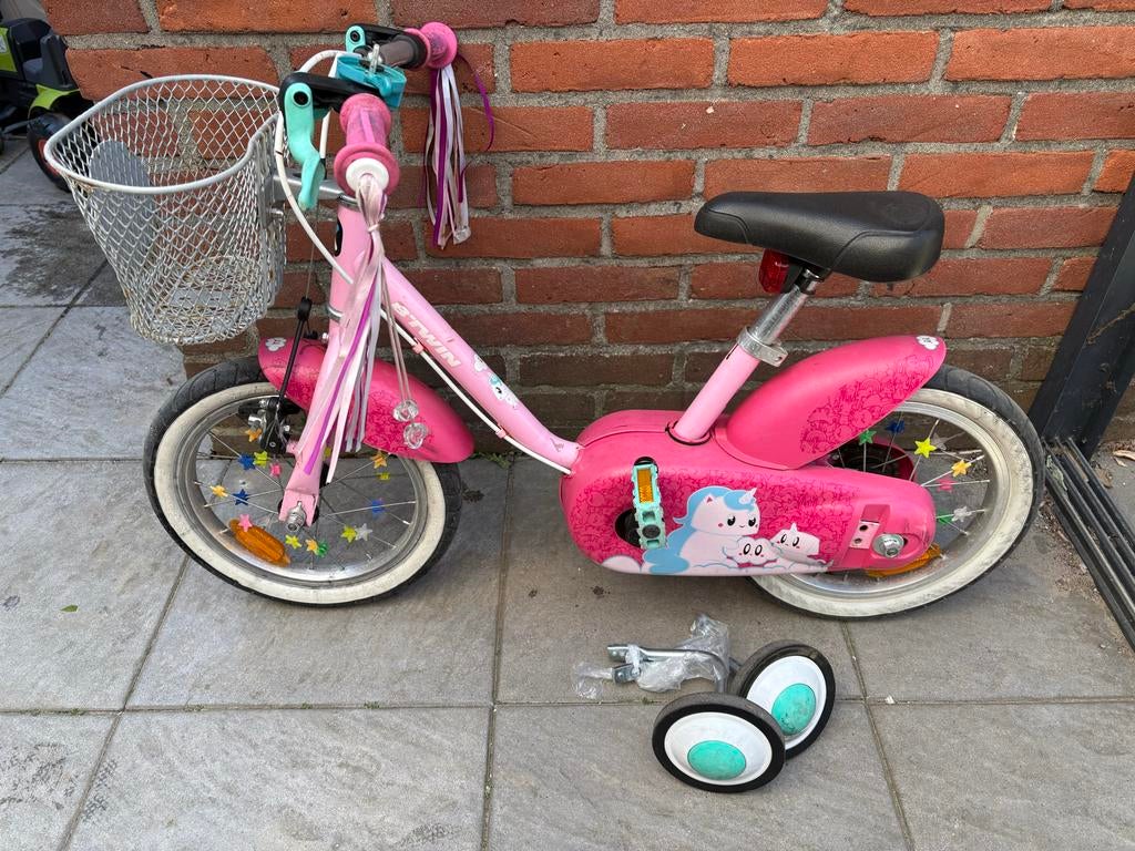 Roze kinderfiets B'Twin met zijwieltjes en eenhoorn, Ophalen, Zijwieltjes, Gebruikt, Velgrem