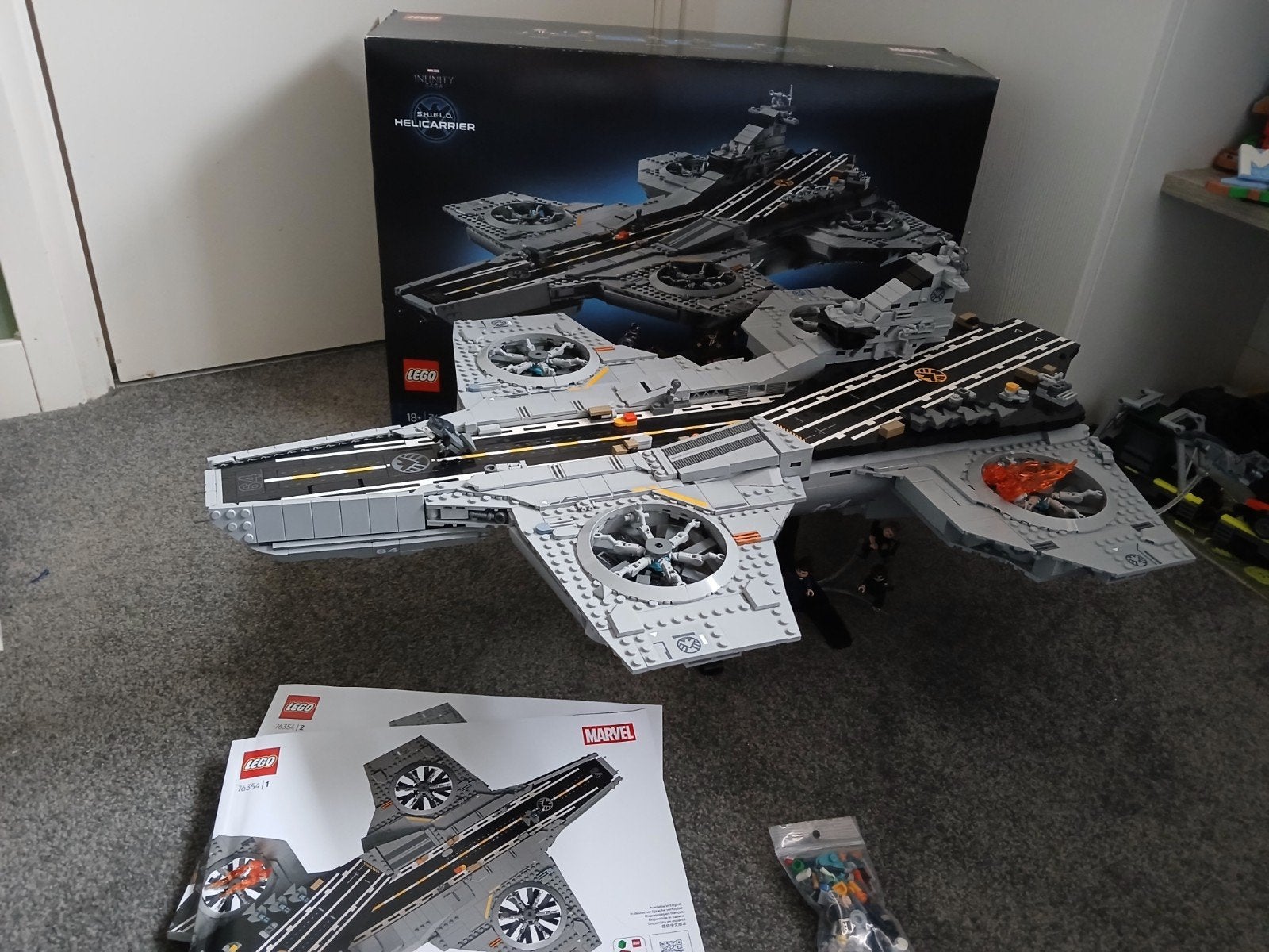lego marvel 76354 helicarrier, met minifigures, Ophalen of Verzenden