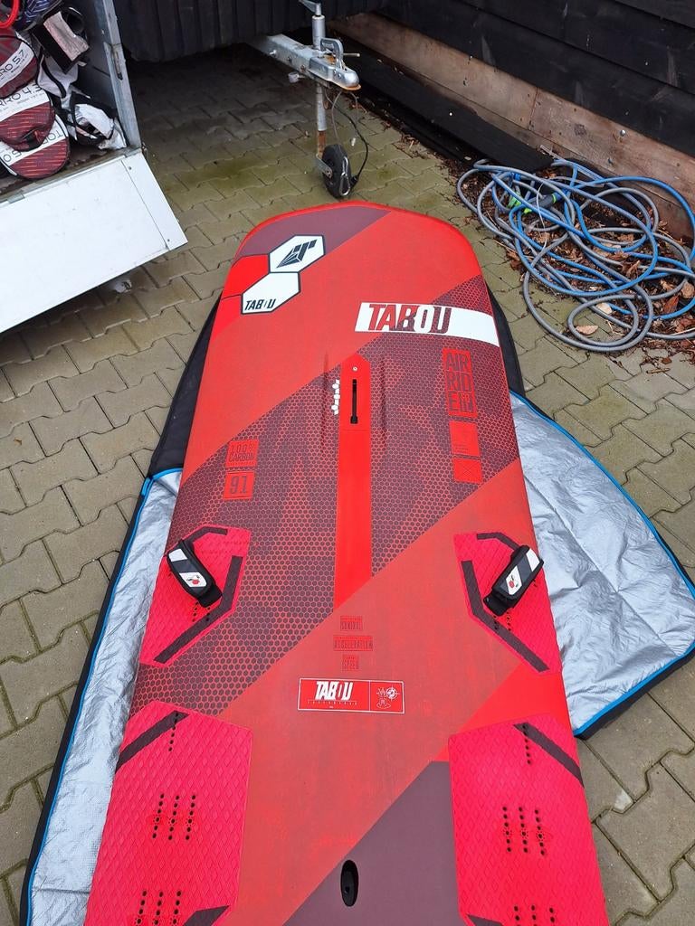 Starboard gtr foil en /of  tabou air ride foilboard 230liter, Watersport en Boten, Ophalen, Gebruikt, 7 m² of meer, Met draagtas