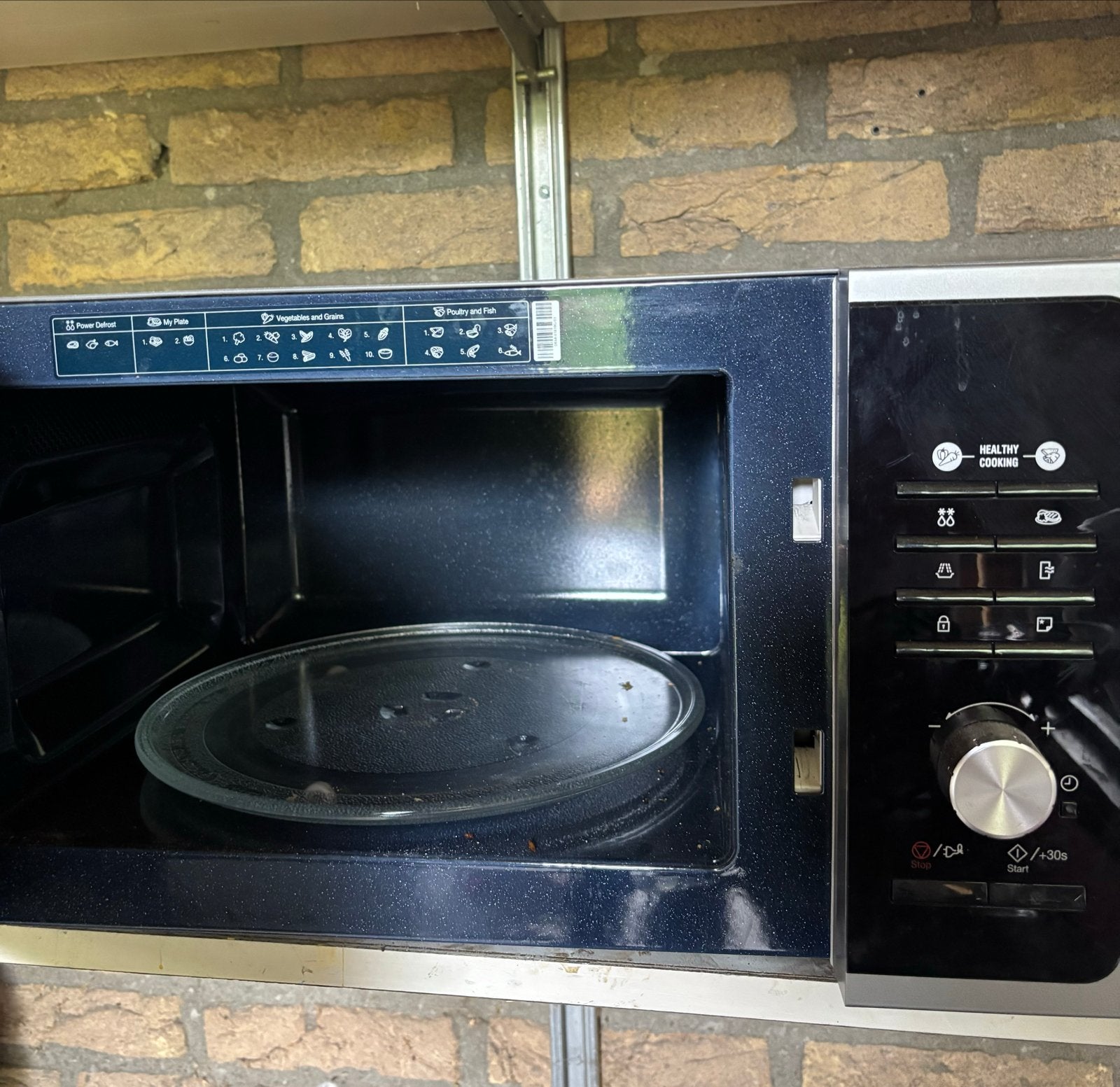 Samsung Magnetron, Witgoed en Apparatuur, Magnetrons, Zo goed als nieuw, Vrijstaand, Magnetron, 45 tot 60 cm, Draaiplateau, Ophalen