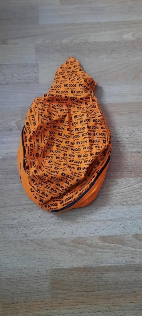 WK 2006 Duitsland Oranje Sjaal/Bandana, Onbekend, Ophalen of Verzenden, Gedragen