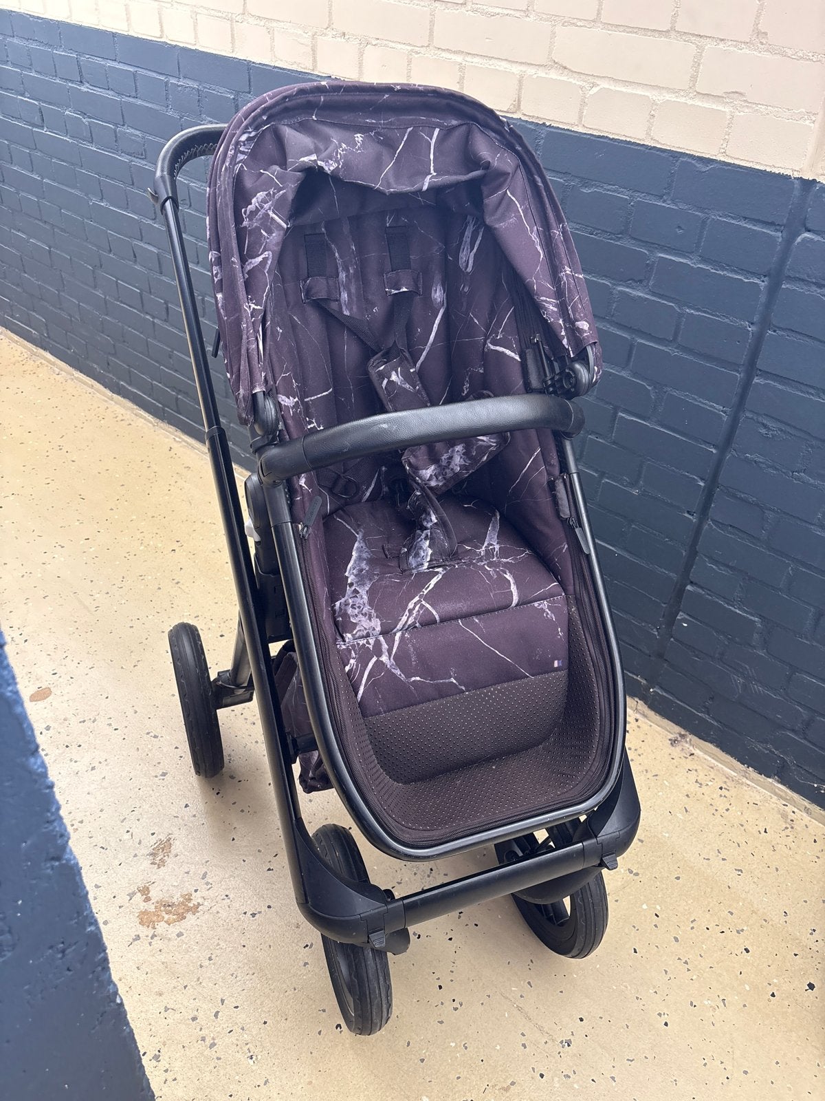 Dubatti One Kinderwagen - Black marble- keurige staat, Gebruikt, Met reiswieg, Ophalen, Kinderwagen