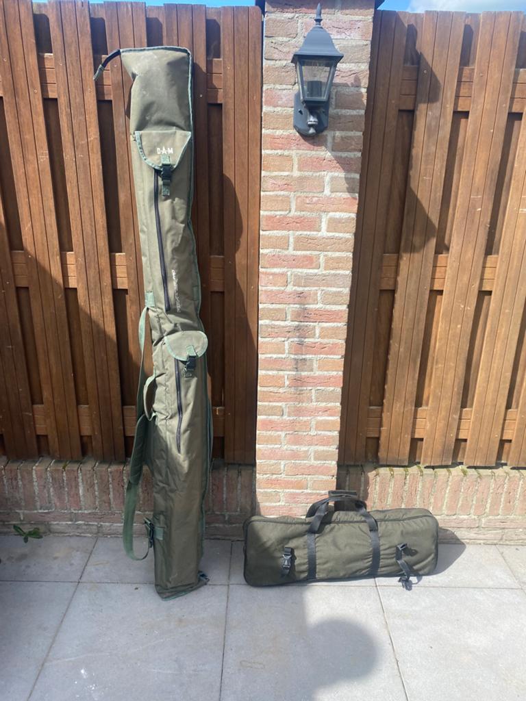 Voledige karperset, hengels voer en molens, Ophalen, Zo goed als nieuw, Complete set