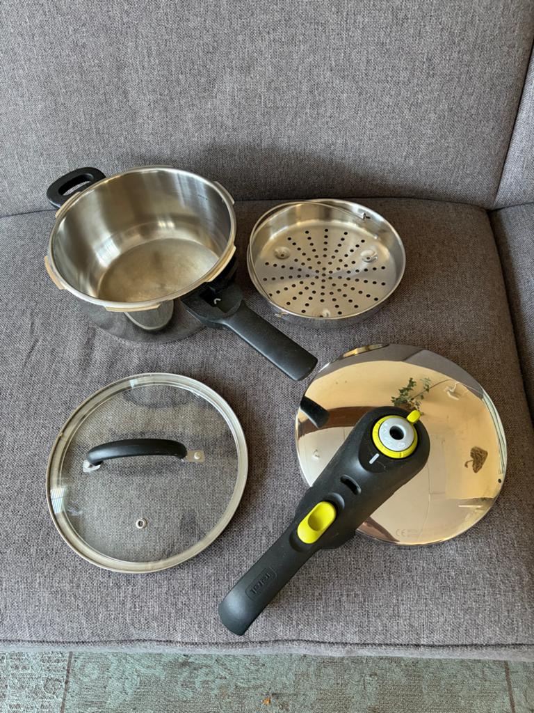 Tefal Secure 5 Neo Snelkookpan - RVS - 4L, Huis en Inrichting, Keuken | Potten en Pannen, Kookpan of Snelkookpan, Inductieplaat