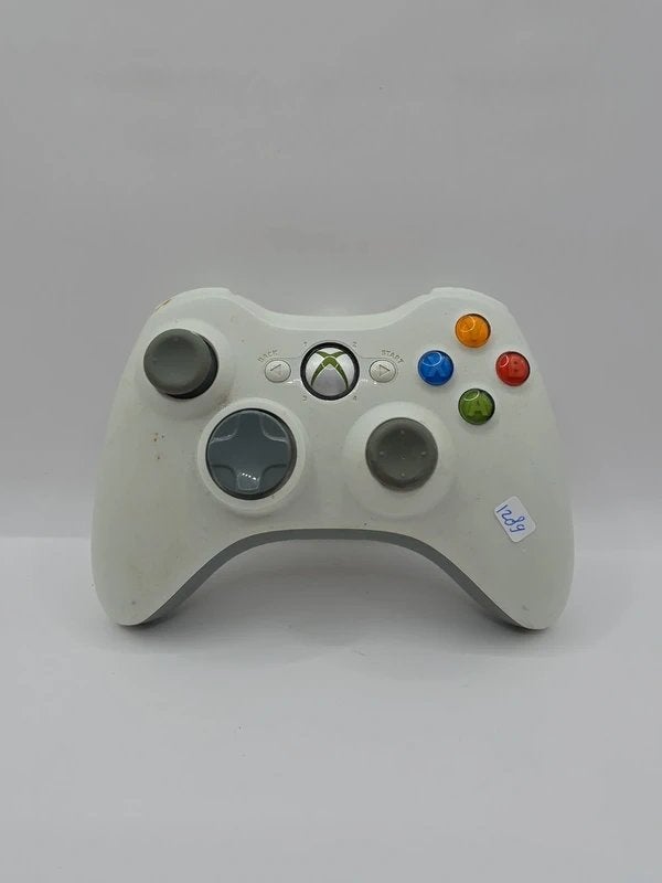 Xbox 360 Controller Wit!, Microsoft Corporation One Microsoft Way Redmond, WA 98052-6399 United States of America (Verenigde Staten) 📞 Telefoon: +1 425-882-8080 support@microsoft.com