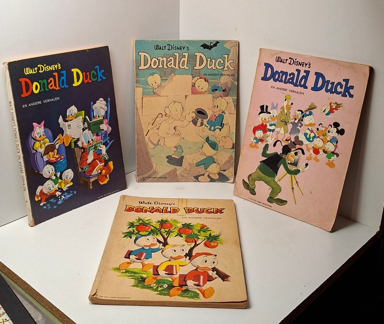 Donald Duck stripboeken,1959, 1961, 1971 en 1974, Meerdere stripboeken, Ophalen of Verzenden, Gelezen
