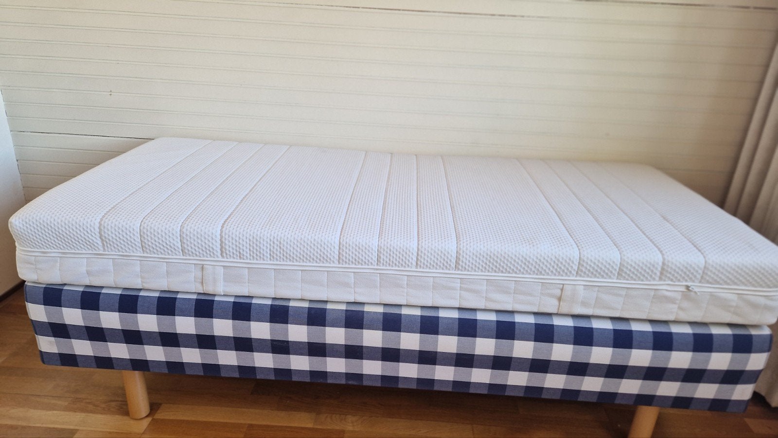 Hästens Springbox 90  200, Ophalen