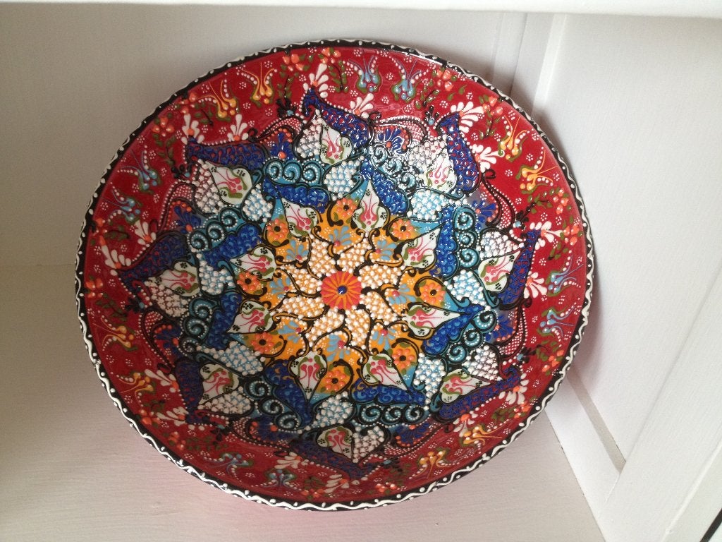 Handbeschilderde schalen 30cm met reliëf, Porselein of Keramiek, Schaal, Rond, Nieuw