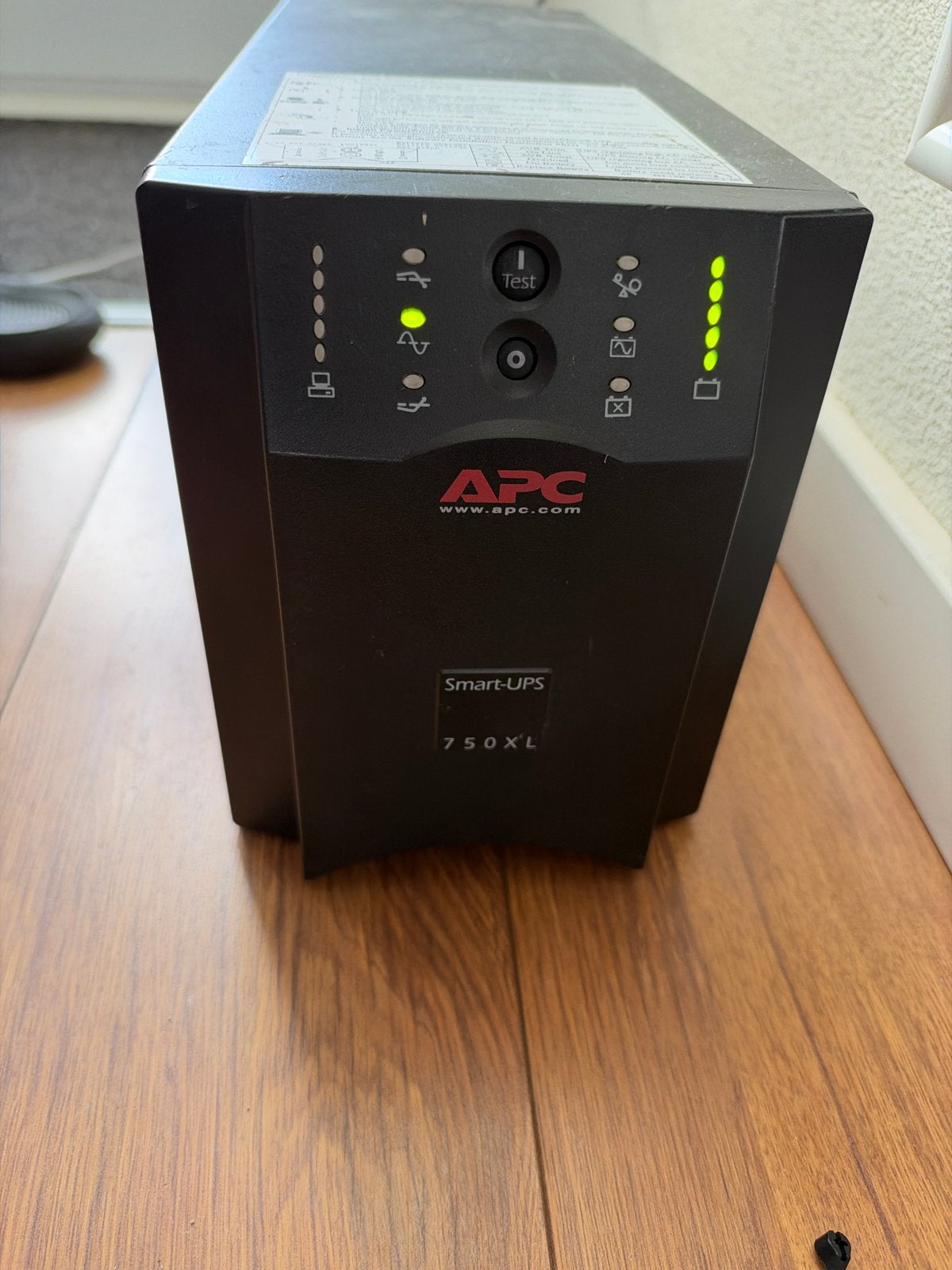APC Smart-UPS 750XL met nieuwe accu's, Ophalen, Refurbished