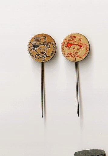 2 volmetaal spelden Uw Steun Ons Leven, Ophalen of Verzenden, Gebruikt, Overige onderwerpen, Speldje of Pin