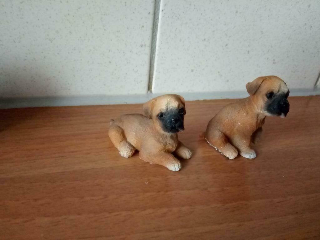 Mini Honden beeldjes, Ophalen of Verzenden, Zo goed als nieuw, Hond of Kat, Beeldje of Figuurtje