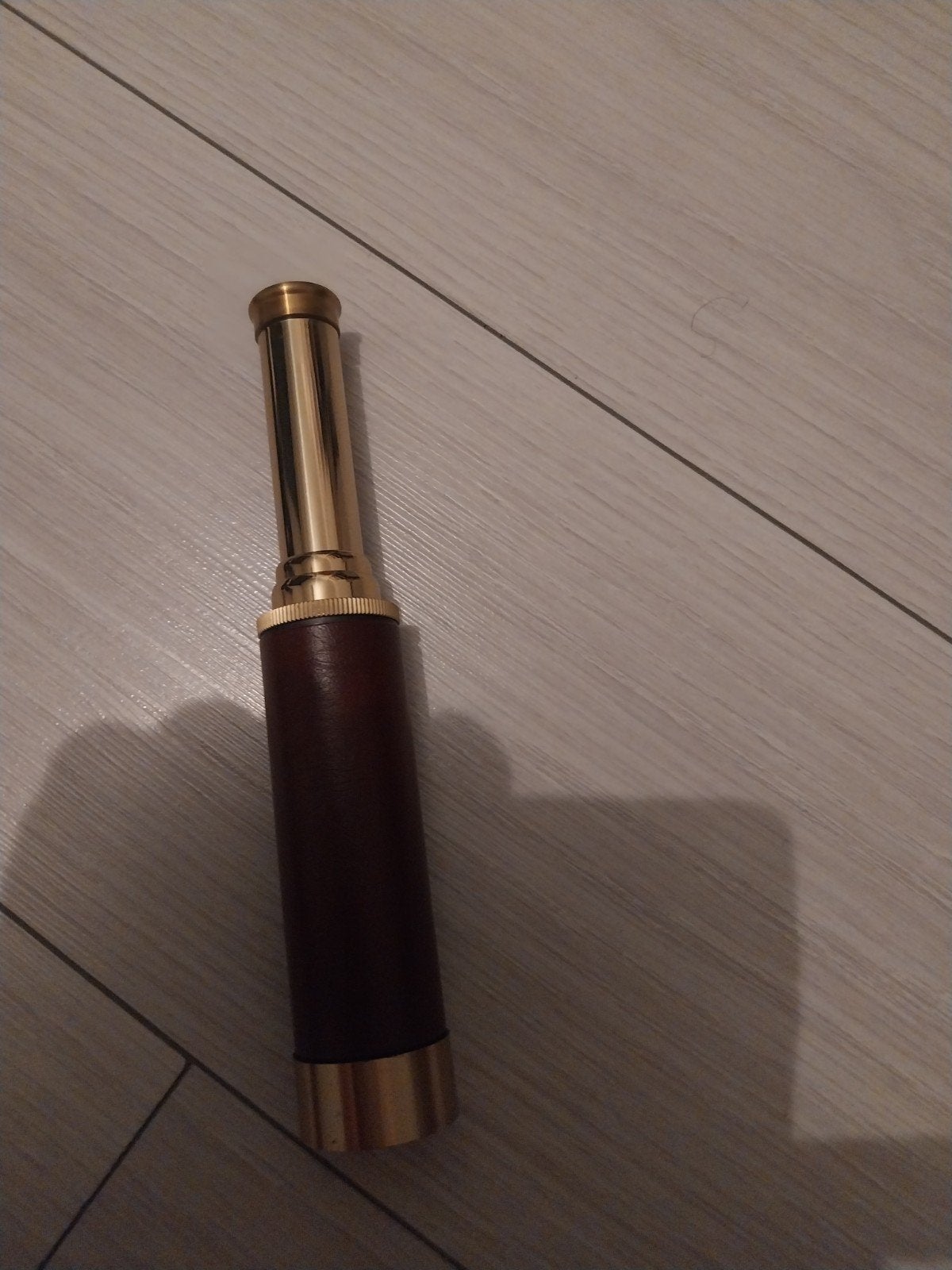 Antieke Luxon Monoculair - Messing en Leer, Audio, Tv en Foto, Optische apparatuur | Telescopen, Ophalen of Verzenden, Gebruikt