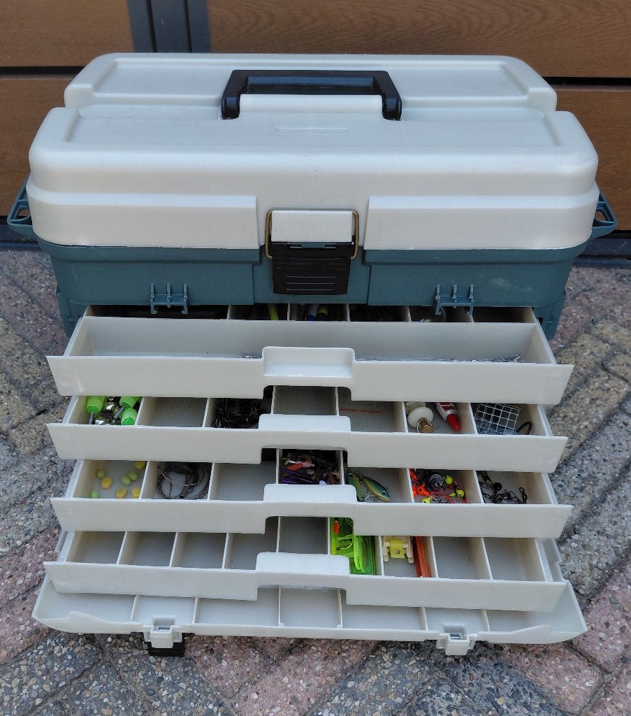 Plano 4-LADEN Tackle Box Viskoffer - MET INHOUD, Ophalen, Zo goed als nieuw, Complete set