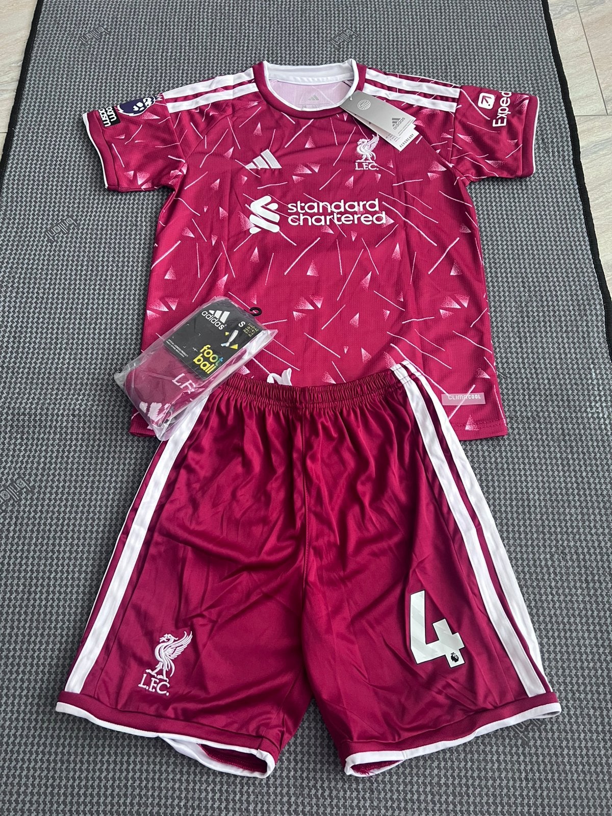 Liverpool FC Volledige Set 26/27 Maat 147-152, Maat XS of kleiner, Verzenden, Nieuw