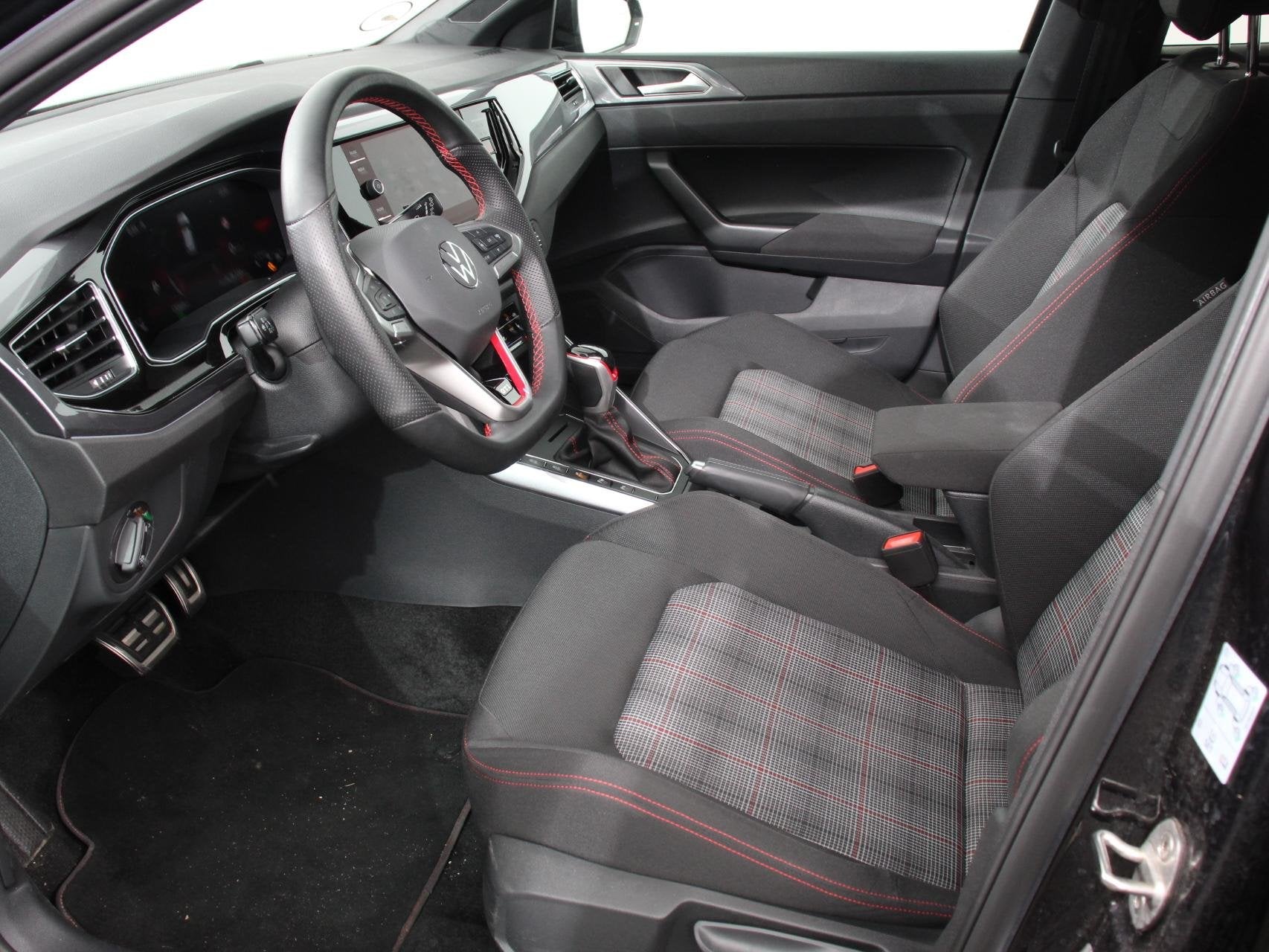 Volkswagen Polo 2.0 TSI GTI 207pk Automaat Digitale Cockpit, Auto's, Volkswagen, 1272 kg, 15 km/l, Gebruikt, 680 kg