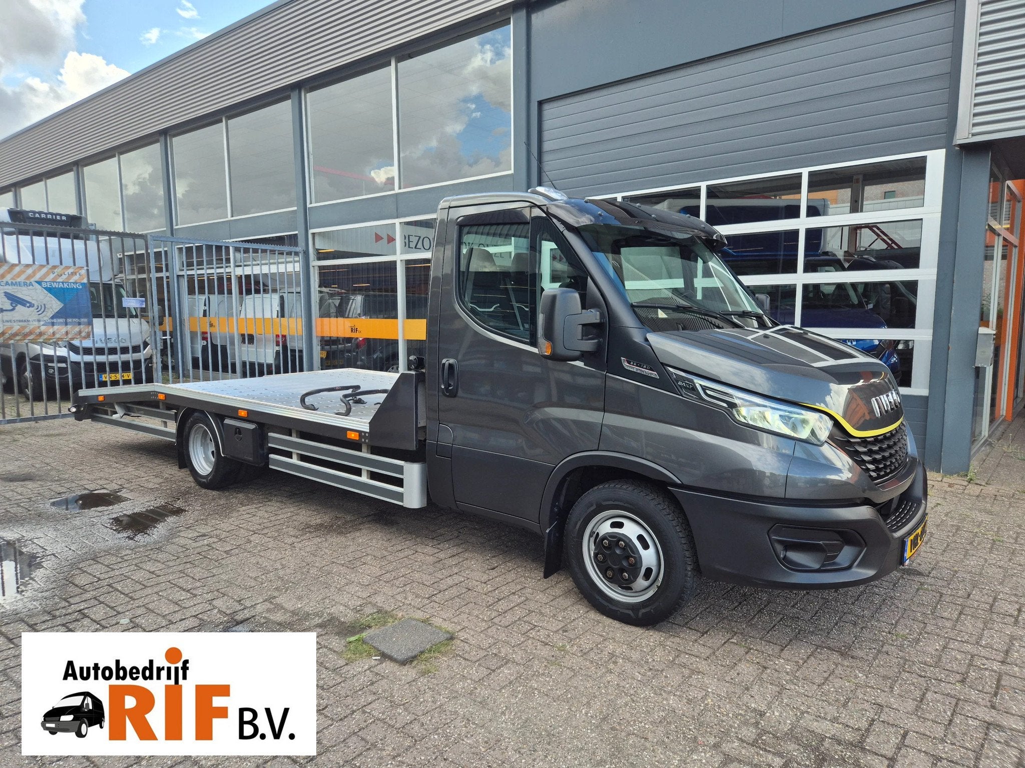 Iveco Daily 35C18 N1/ Oprijwagen/ 2.3T Lier/ 24.000 KM, Auto's, Bestelauto's, Automaat, Achterwielaandrijving, Gebruikt, Euro 6