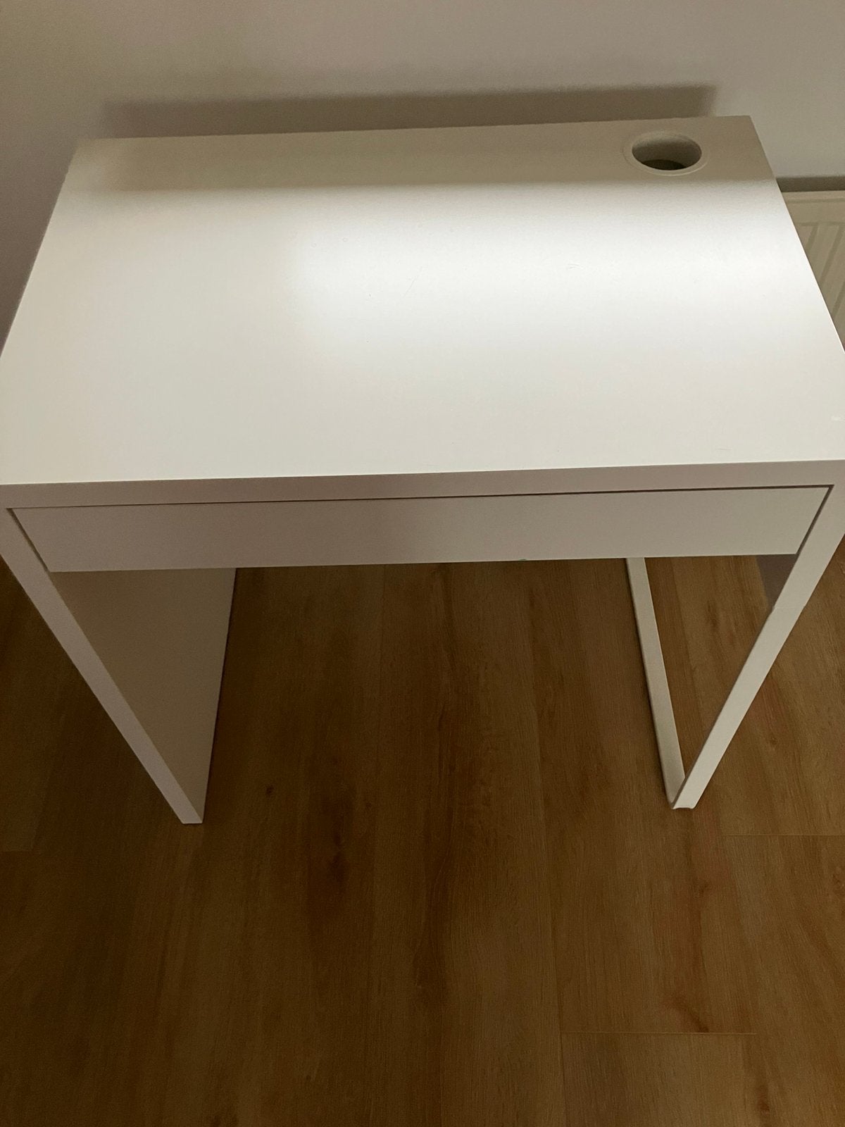 Bureau Micke, Huis en Inrichting, Bureaus, Scandinavisch, Met lades, 50 cm, Ophalen of Verzenden