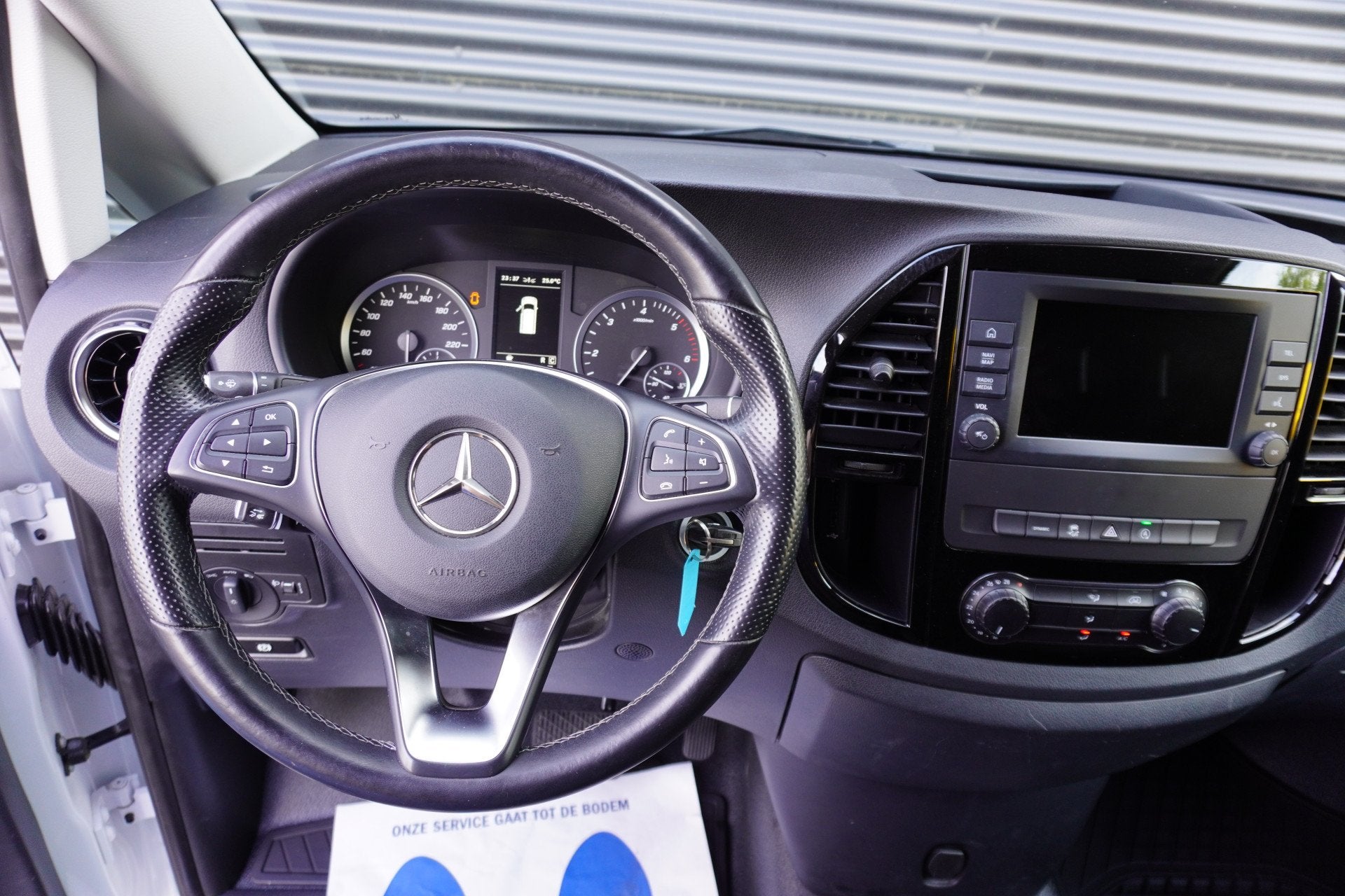 Mercedes-Benz Vito 140pk Automaat Extra Lang L3 XL Apple Car, Auto's, Automaat, Gebruikt, 4 cilinders, Navigatiesysteem