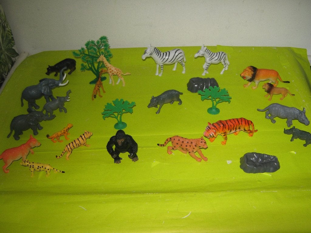 DIEREN POPPETJES SET OPBRENGST VOEDSELBANK!, Ophalen, Gebruikt