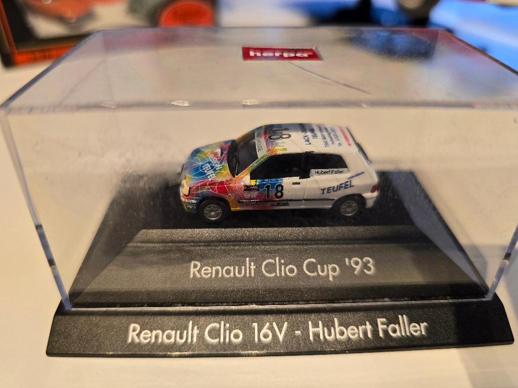 Renault clio cup 1993 1/87, Hobby en Vrije tijd, Modelauto's | 1:87, Ophalen of Verzenden, Nieuw, Auto, Herpa