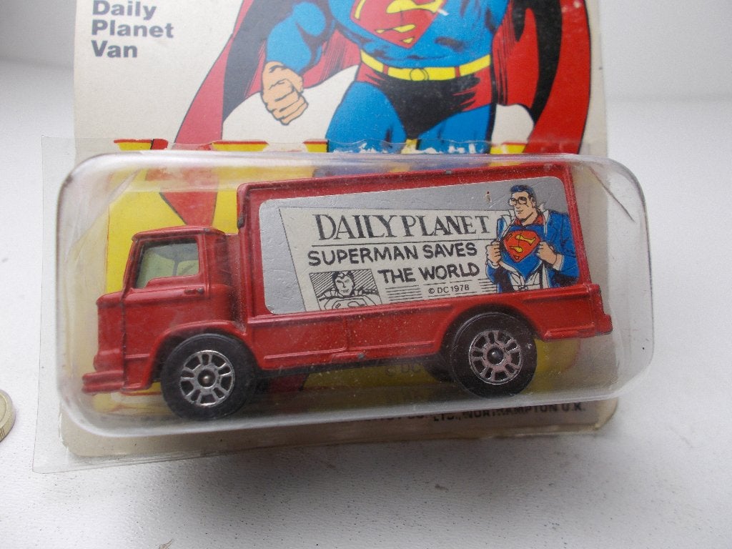 1978 Corgi Juniors No 50 SUPERMAN DAILY PLANET US VAN (-A-), Ophalen of Verzenden, Zo goed als nieuw, Bus of Vrachtwagen, Corgi