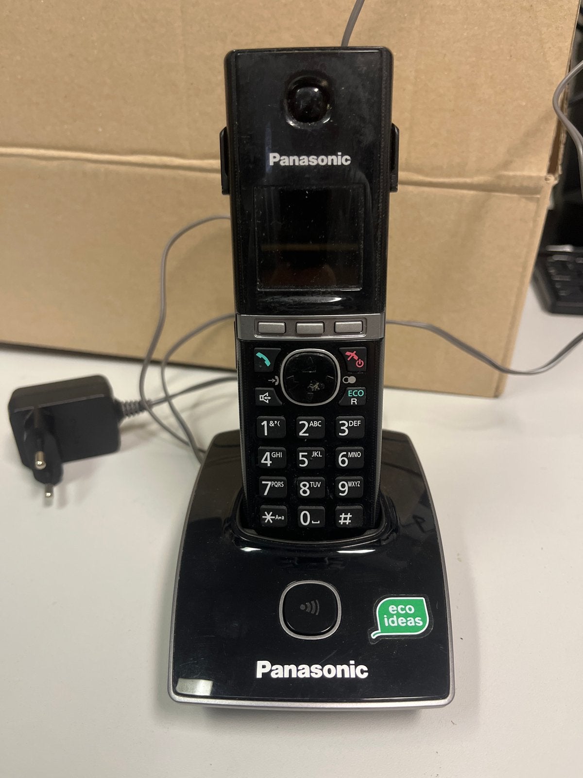 Panasonic KX-TG8051NL Draadloze Telefoon met Oplader, Ophalen, Gebruikt, 1 handset, Stralingsarm