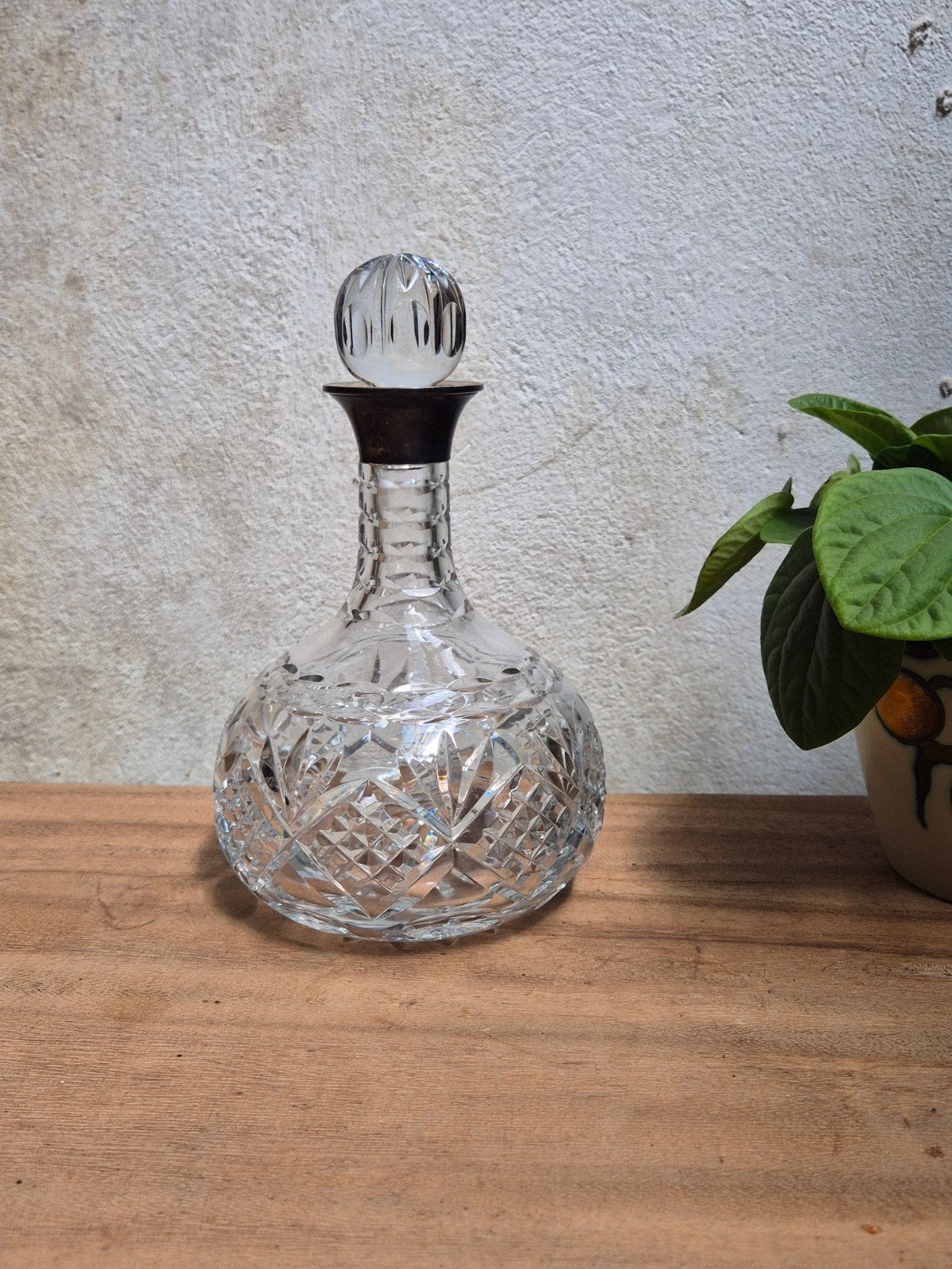 Antieke Karaf Geperst Glas met Sterling Zilveren Kraag, Ophalen of Verzenden
