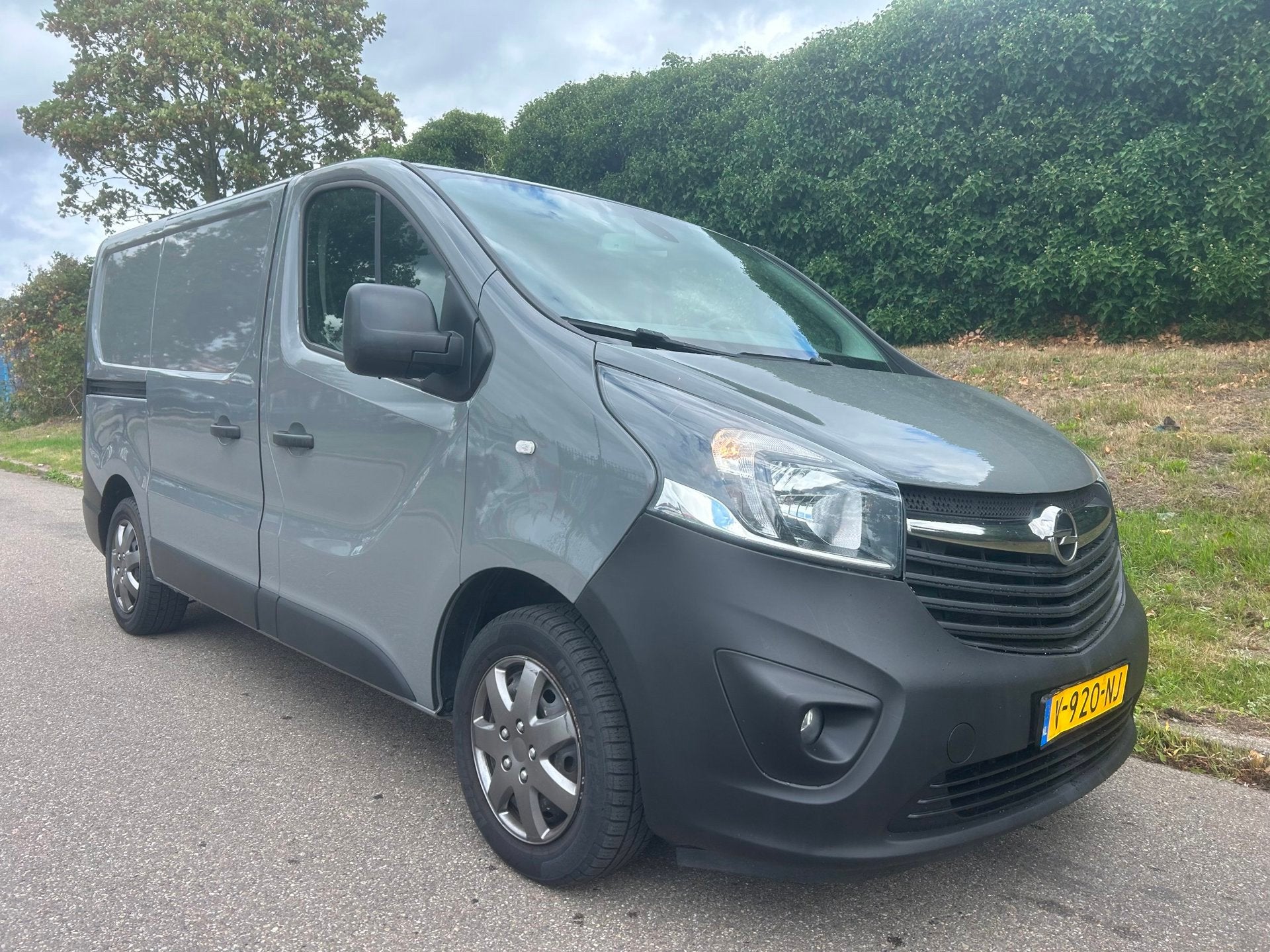 Opel Vivaro 1.6 CDTI L1H1 Edition EcoFlex MARGE - 3 Zits - N, Voorwielaandrijving, Euro 5, Gebruikt, 4 cilinders