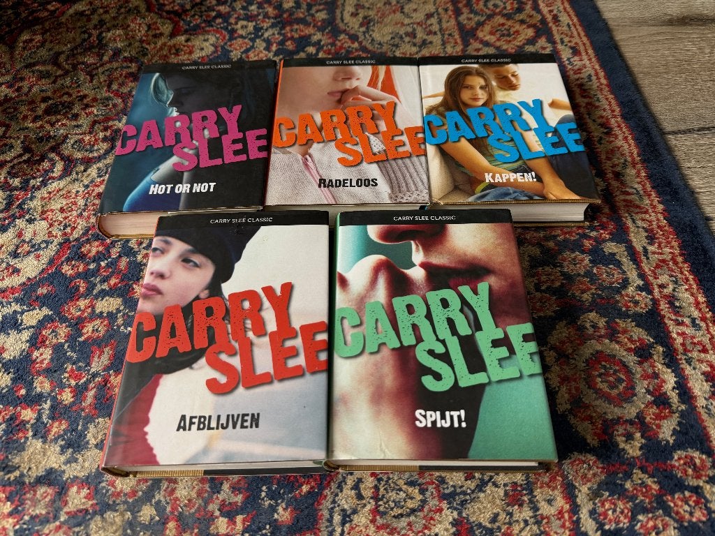Carry Slee Classic. Hot or Not. Radeloos. Kappen. Afblijven, Carry Slee, Ophalen of Verzenden, Zo goed als nieuw, Fictie