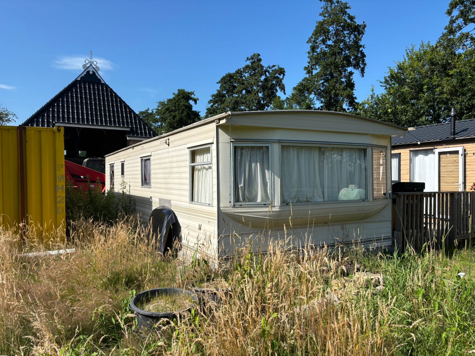 Veelzijdige Stacaravan / Schaftkeet 10 x 3,70m CV & Sanitair, Tot en met 4