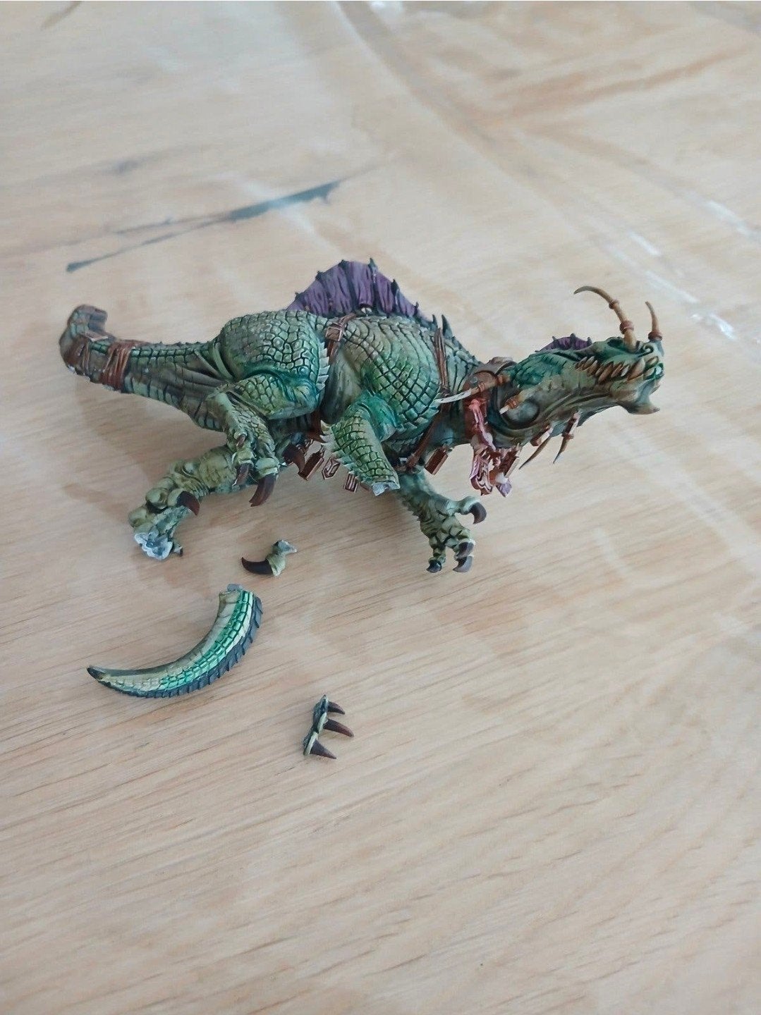 Saurus Oldblood op Carnosaur Seraphon Warhammer AOS zie foto, Hobby en Vrije tijd, Ophalen of Verzenden, Warhammer