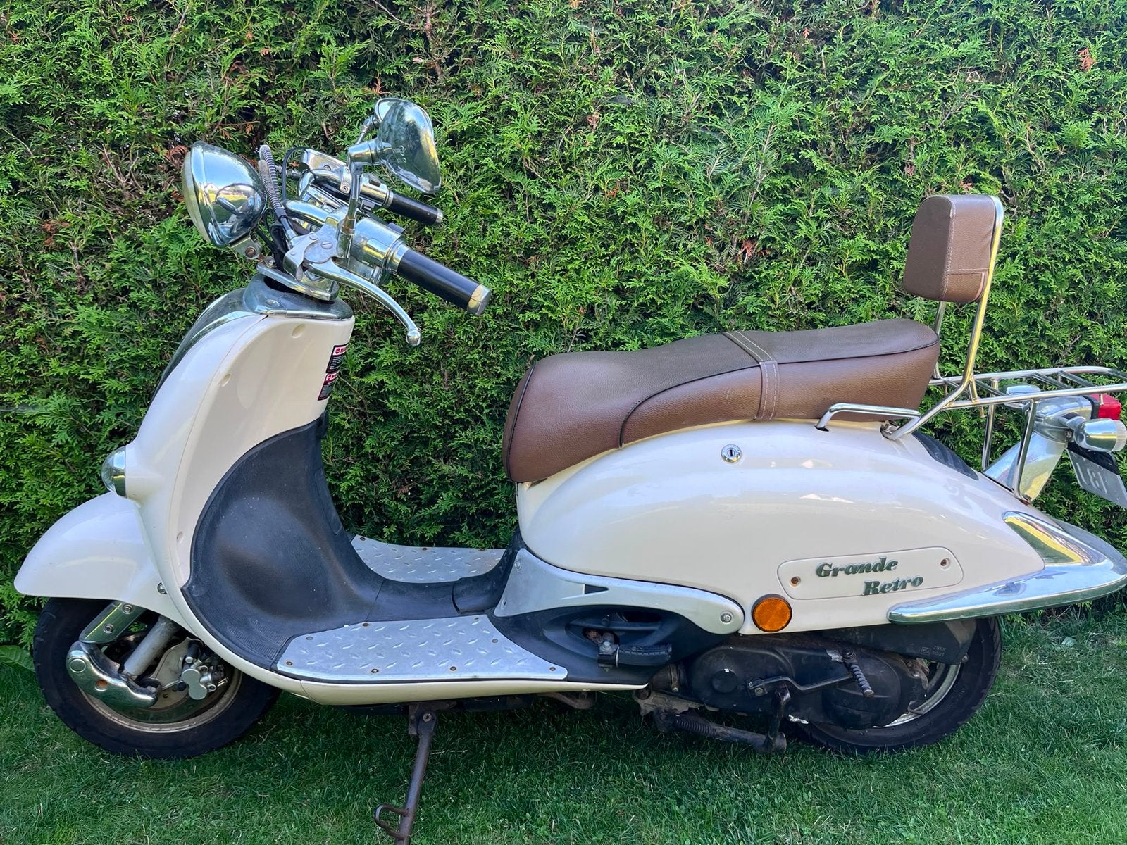 Fosti Grande Retro Scooter - Crème/Bruin, Ophalen, Gebruikt, Benzine, Overige merken