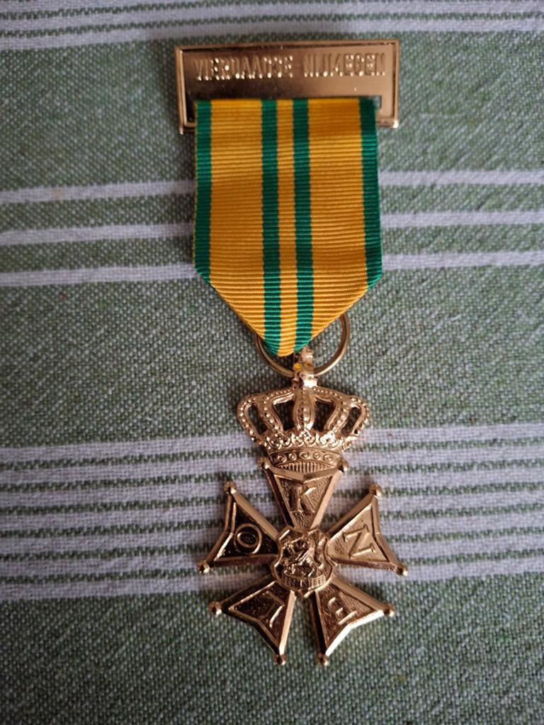Medaille Vierdaagse Nijmegen, Ophalen of Verzenden, Landmacht, Nederland, Lintje, Medaille of Wings