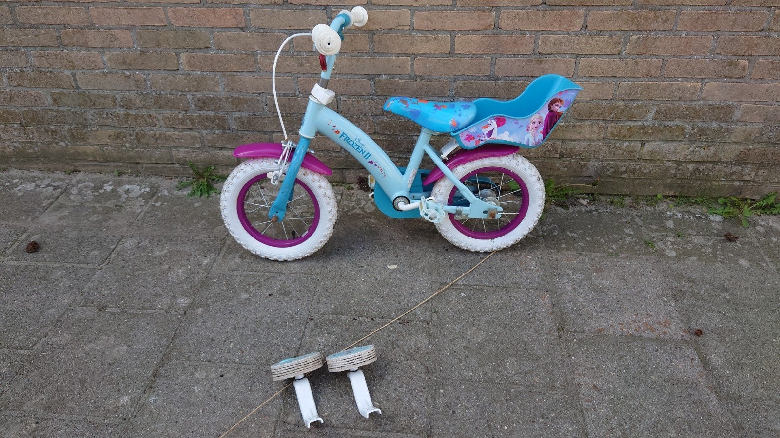 Frozen kinderfiets met zijwieltjes en zitje 12 inch, Ophalen, Terugtraprem, Zijwieltjes, Frozen
