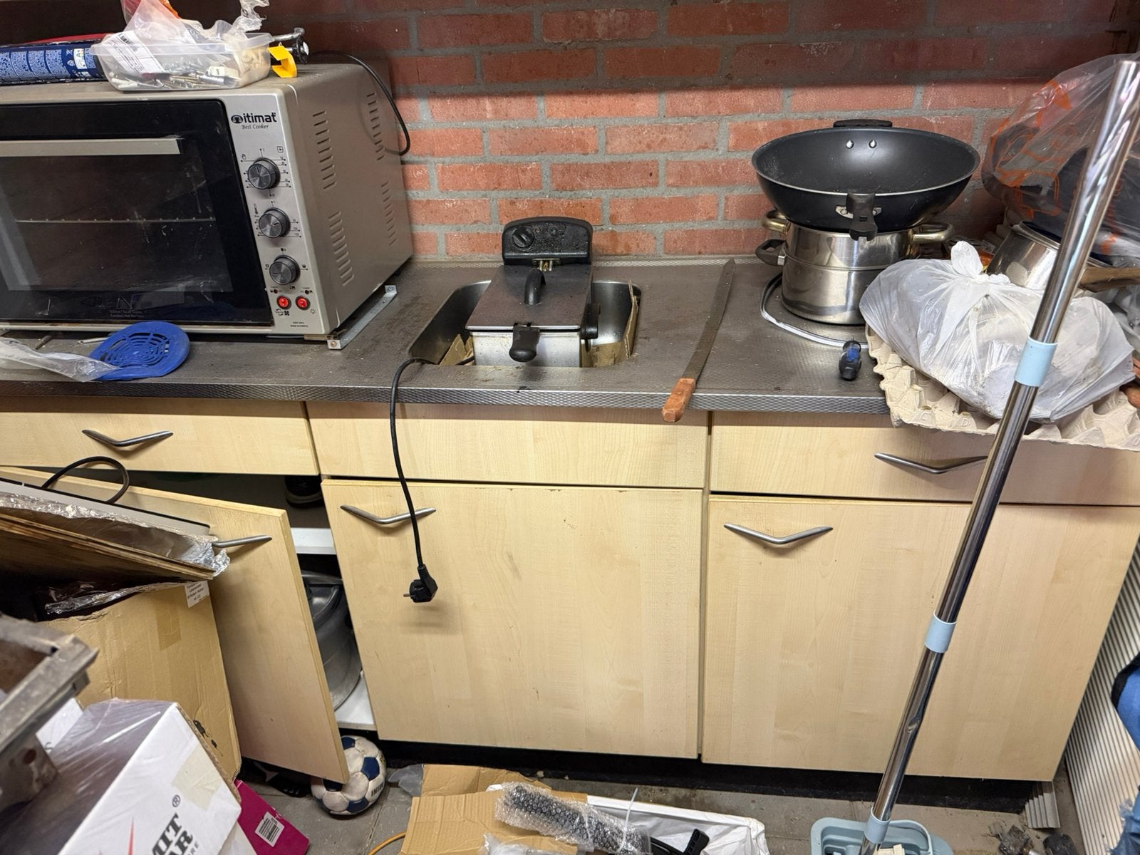 Gratis keuken, Ophalen, Zo goed als nieuw