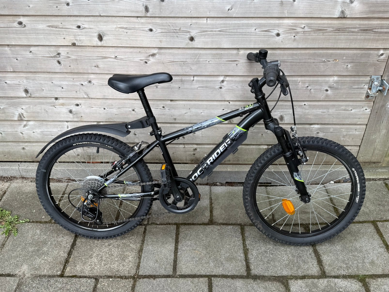 Rockrider ST500 20" kinderfiets compleet en goede staat, Fietsen en Brommers, Fietsen | Jongens, Ophalen, Zo goed als nieuw, 20 inch