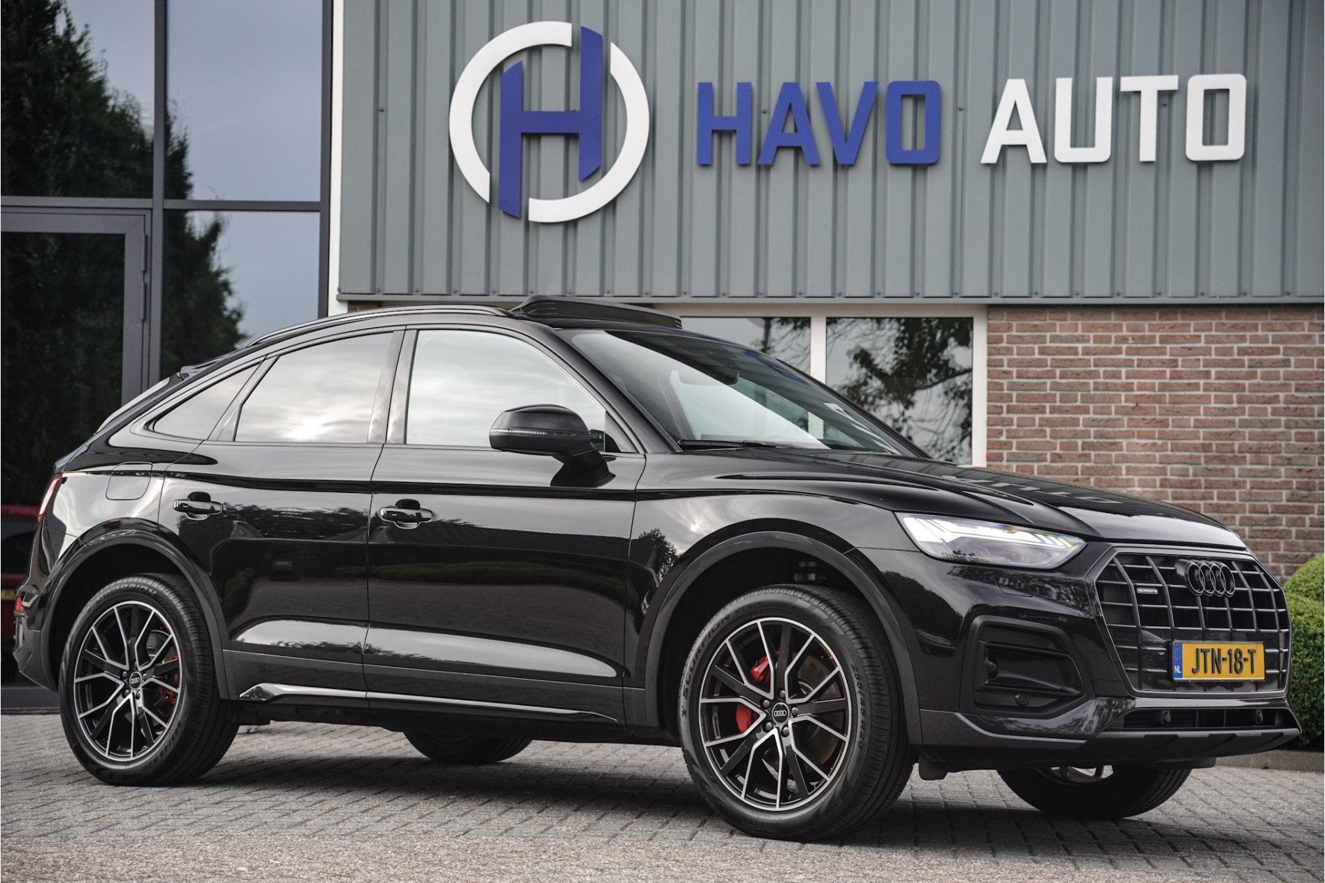 Audi Q5 Sportback 50 TFSIe S-Line, PANO, LEDER, TREKHAAK, CA, Auto's, Automaat, Gebruikt, 4 cilinders, Zwart