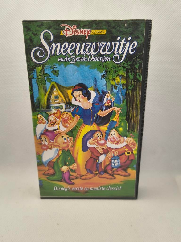 Disney Sneeuwwitje en de zeven dwergen VHS, Ophalen of Verzenden, Zo goed als nieuw