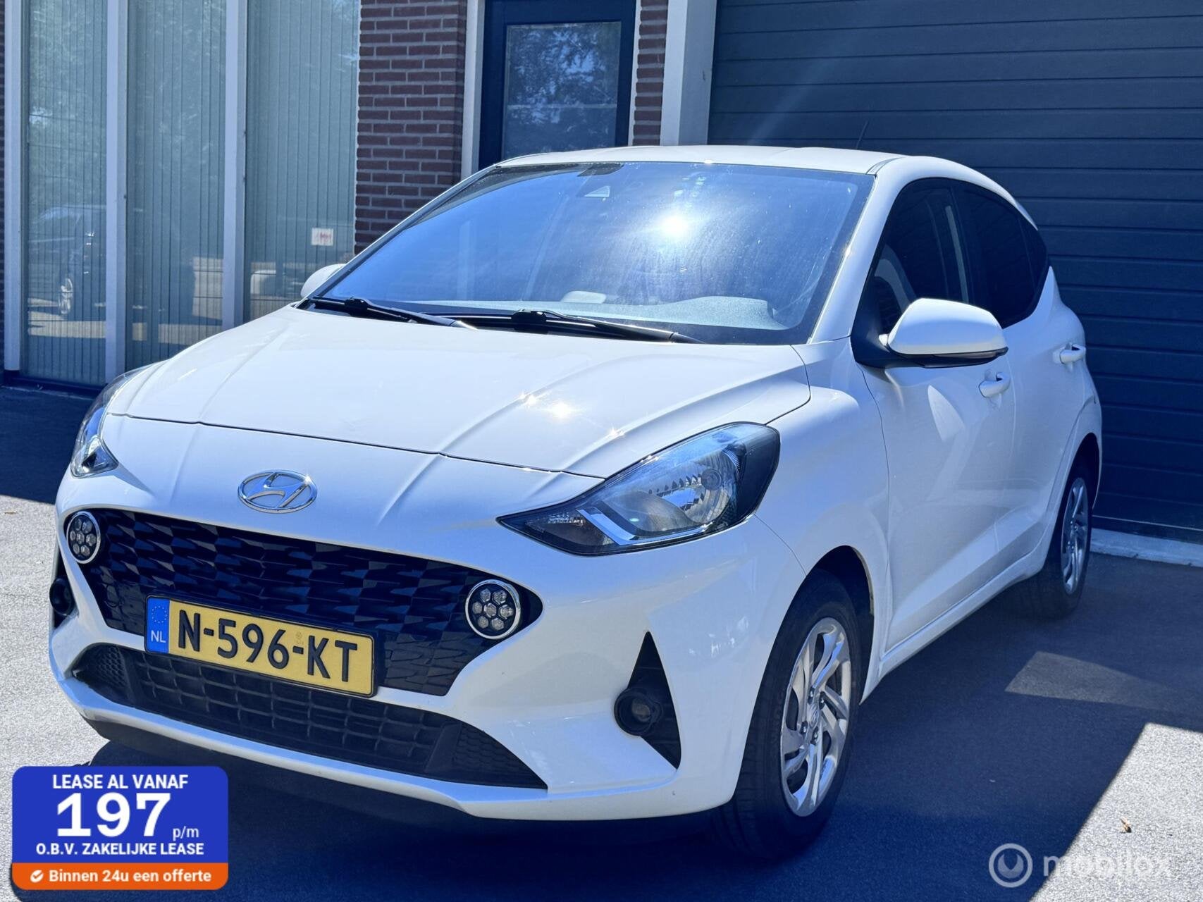 Hyundai i10 1.0 Comfort Smart 5-zits, Auto's, Hyundai, Gebruikt, 899 kg, Leder en Stof, Wit