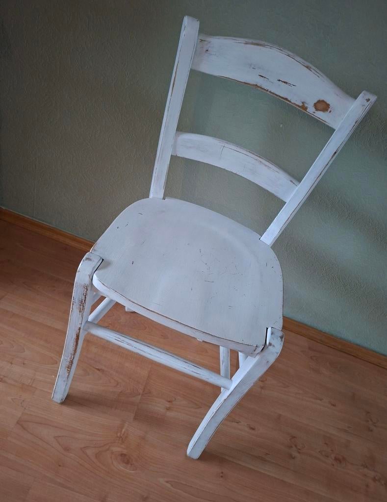 8 degelijke houten stoelen - White wash, Ophalen of Verzenden, Gebruikt, Wit