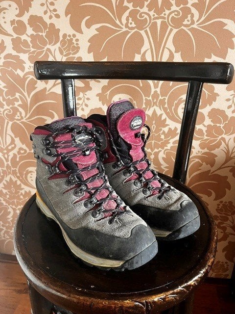 meindl bergschoen B/C goretex dames maat 41, Ophalen of Verzenden, Zo goed als nieuw, Schoenen